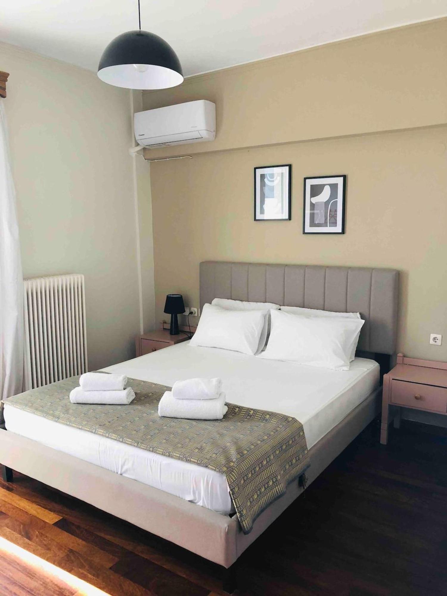 Kate Apartment, Across The Marina Ретимно Екстериор снимка